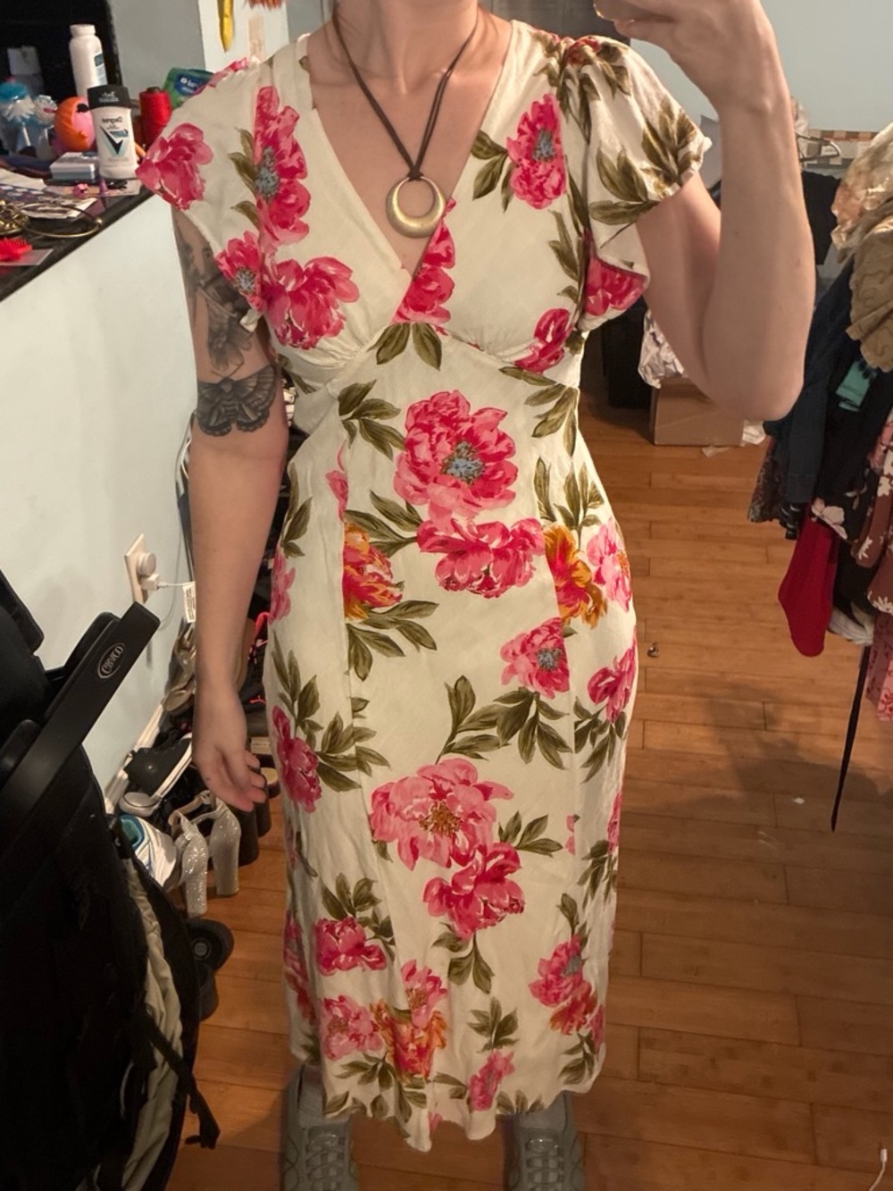 Floral V-Neck Midi Dress in Pink and Cream